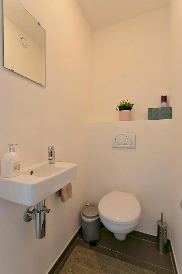 Lichtrijk Appartement Oostende Apartment Ostend